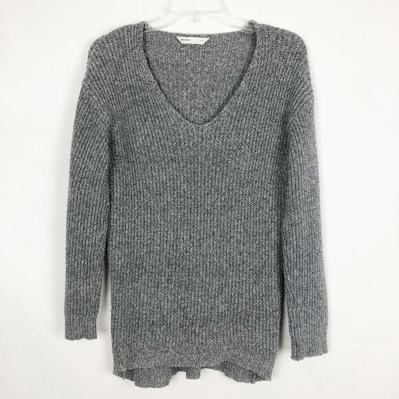 Bluenotes V-Neck Pullover Gray Knit Sweater Size Small - Picture 1 of 9